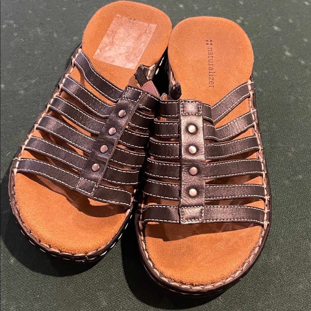 Naturalizer Black Strappy Sandals
